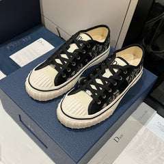 DIOR Dior Hooper Low-Top Sneaker Beige and Blue Dior Oblique Jacquard and Black Suede Calfskin #393809