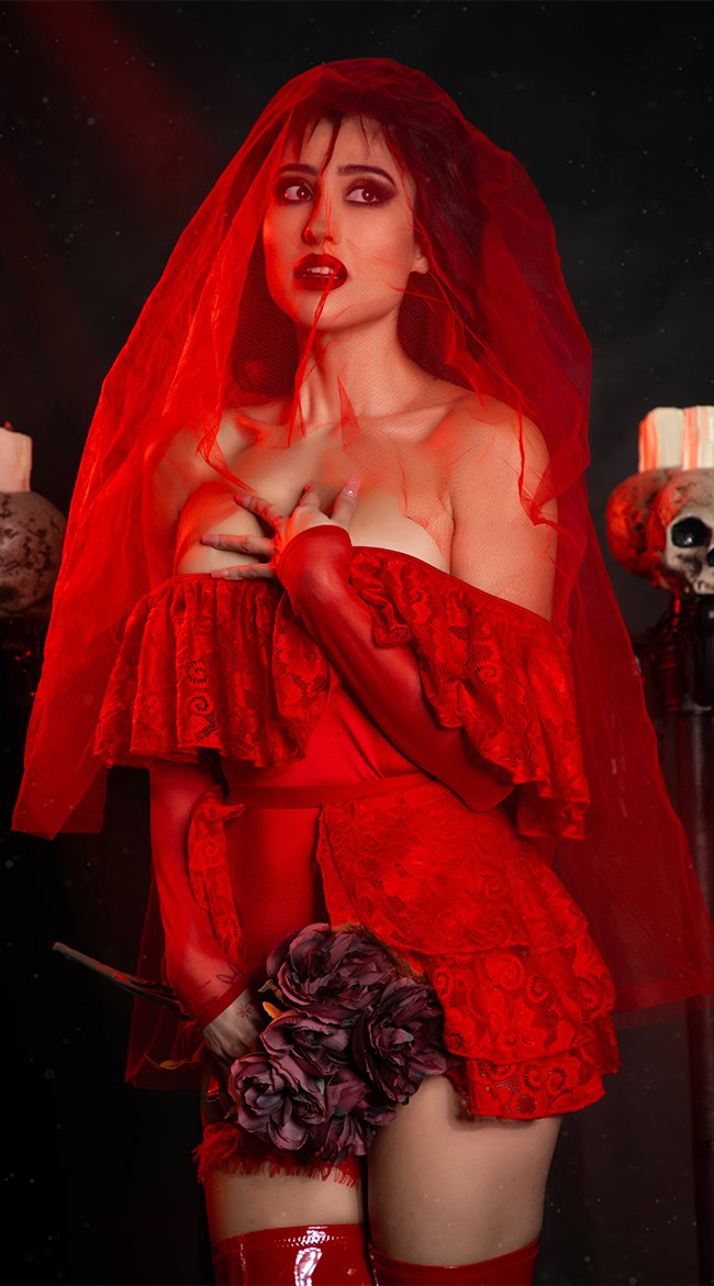 Strange & Unusual Bride Costume - Image 8
