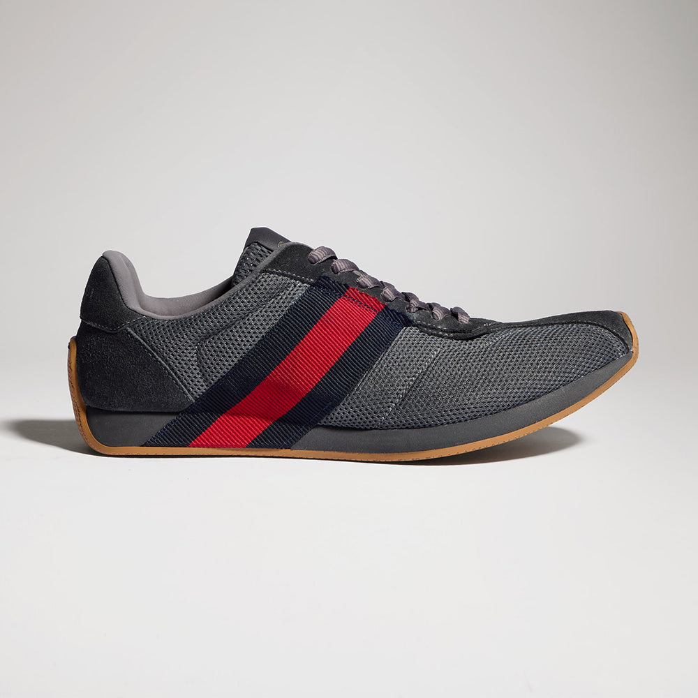 GUCCI Gucci Tempo Sneaker in Dark Grey Mesh and Suede #395421